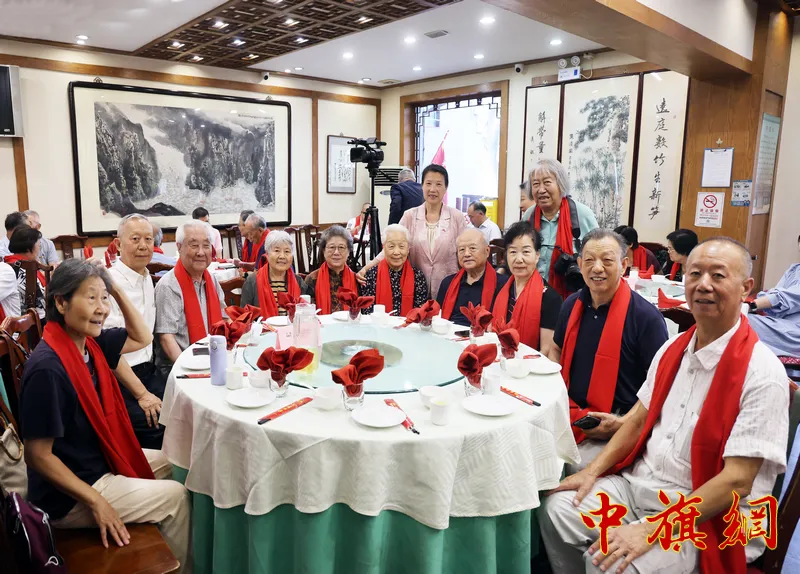 赵春毅 (31).png 图片