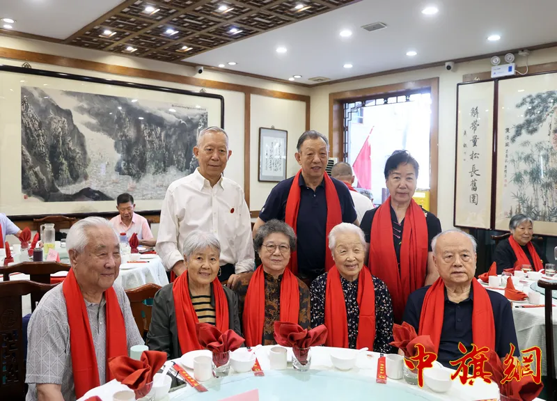 赵春毅 (25).png 图片